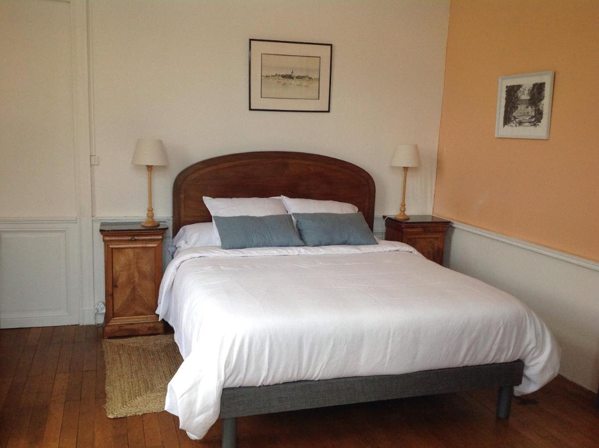 Bed and Breakfast Le Plessis Орво Экстерьер фото